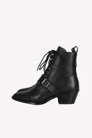 All Saints Pumps in Schwarz aus Leder.1