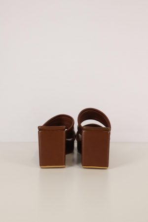 Sandalen in Braun aus Leder Rejina Pyo