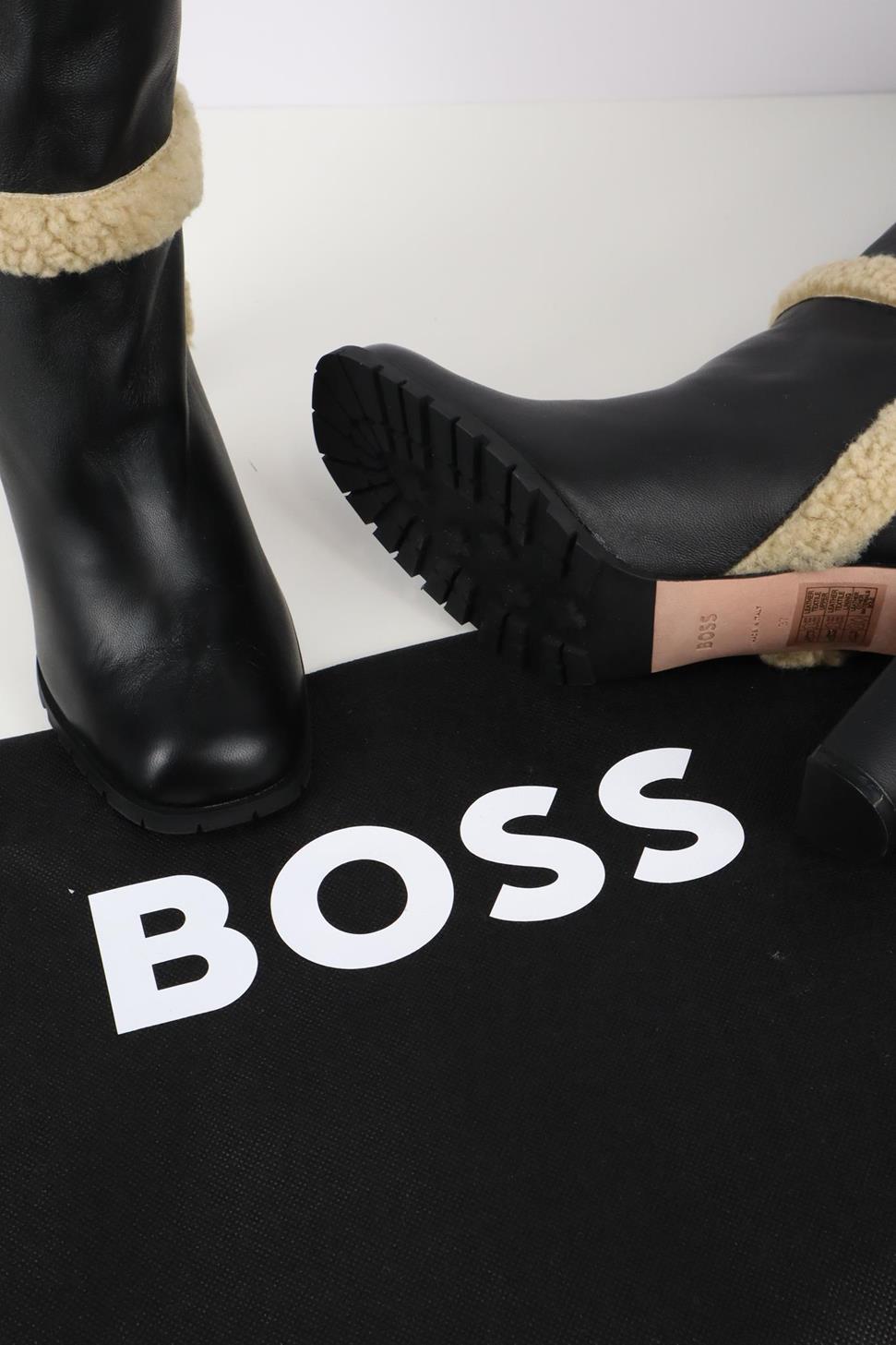 Stiefel in Schwarz aus Leder Hugo Boss